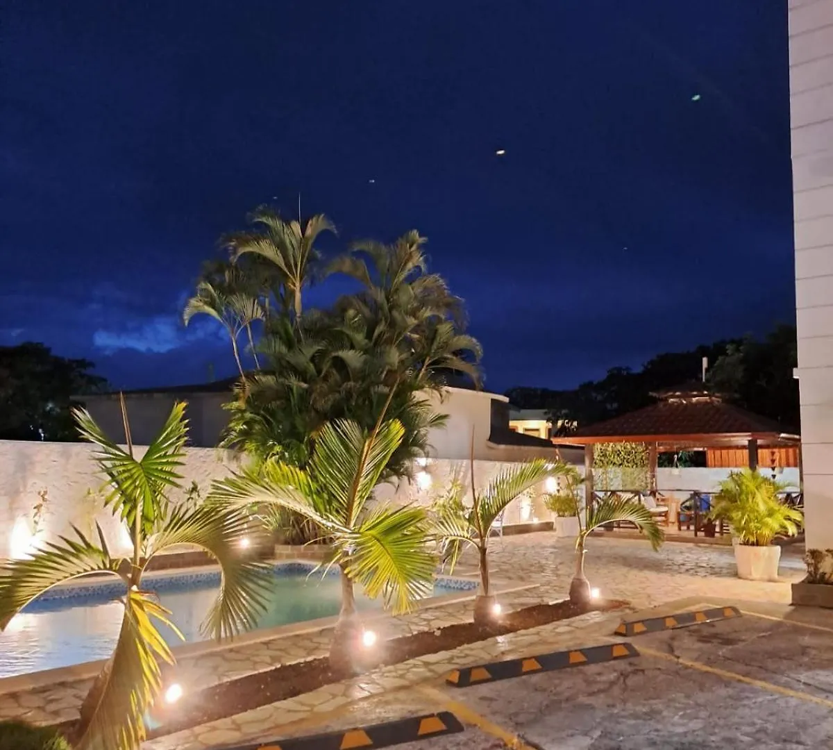 فندق Sosua Sweet Vacations 2*,  جمهورية الدومينيكان